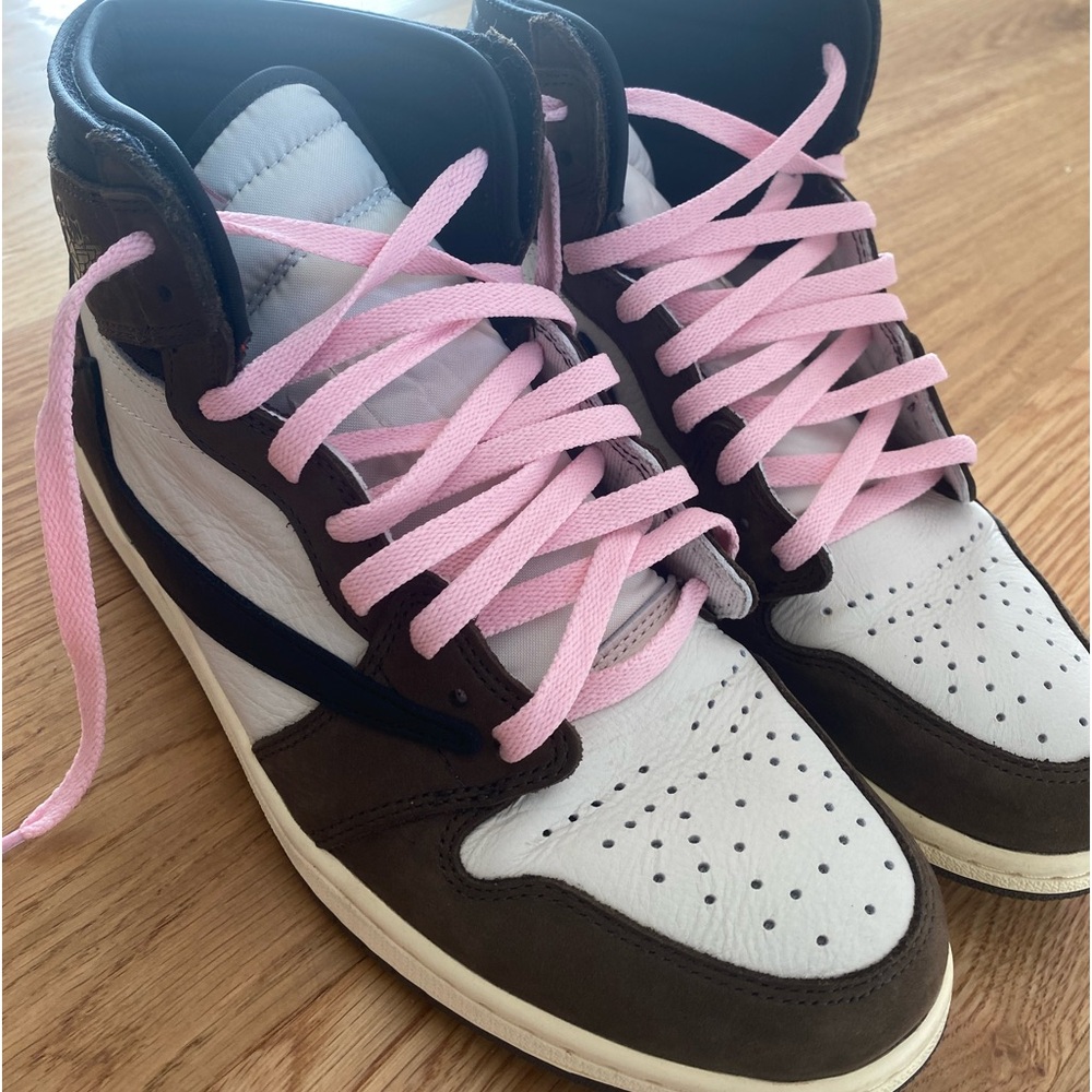 Travis Scott Jordan 1 Retro High
